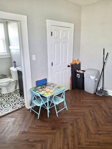 504 CEAPE AVENUE, Oshkosh, WI 54901