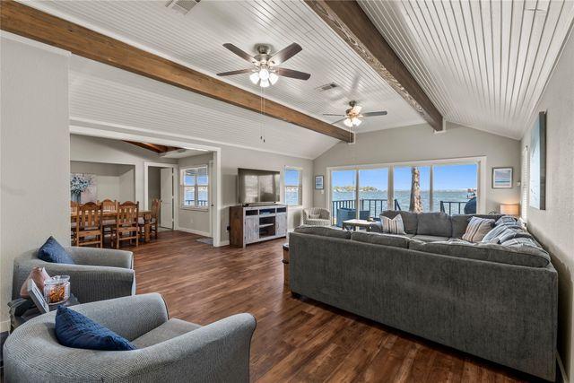 104 Sunset Cove, Trinidad, TX 75163