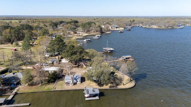 104 Sunset Cove, Trinidad, TX 75163