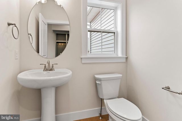 302 CEDAR ST, Dillsburg, PA 17019