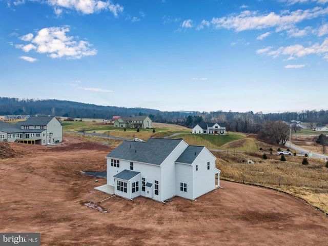 302 CEDAR ST, Dillsburg, PA 17019