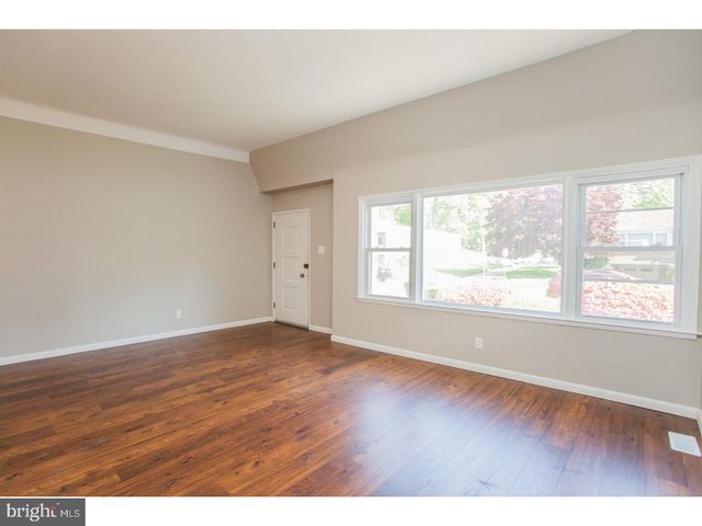 176 JUNIPER RD, Havertown, PA 19083