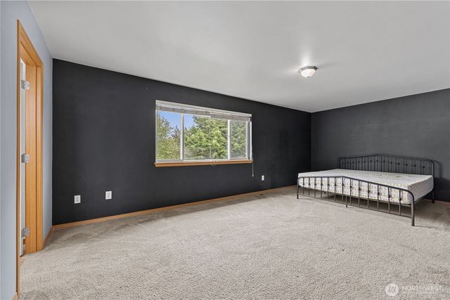 1232 NW Kathleen Drive, Oak Harbor, WA 98277