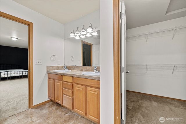 1232 NW Kathleen Drive, Oak Harbor, WA 98277