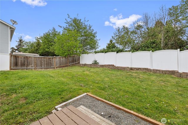 1232 NW Kathleen Drive, Oak Harbor, WA 98277