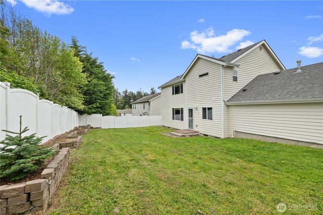 1232 NW Kathleen Drive, Oak Harbor, WA 98277