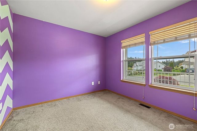 1232 NW Kathleen Drive, Oak Harbor, WA 98277