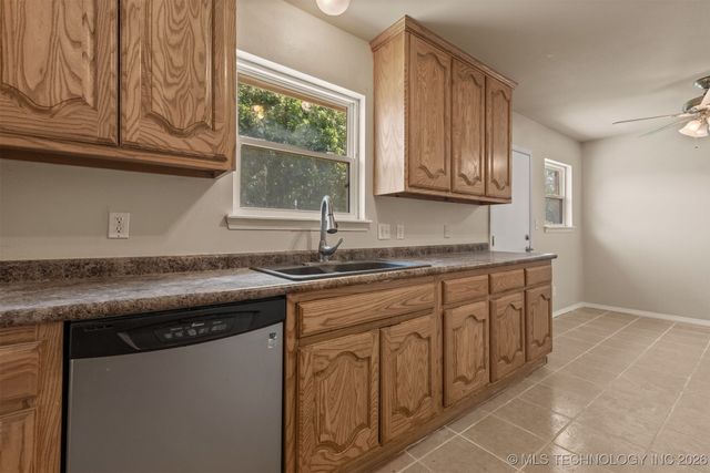 3607 S 118th East Avenue, Tulsa, OK 74146