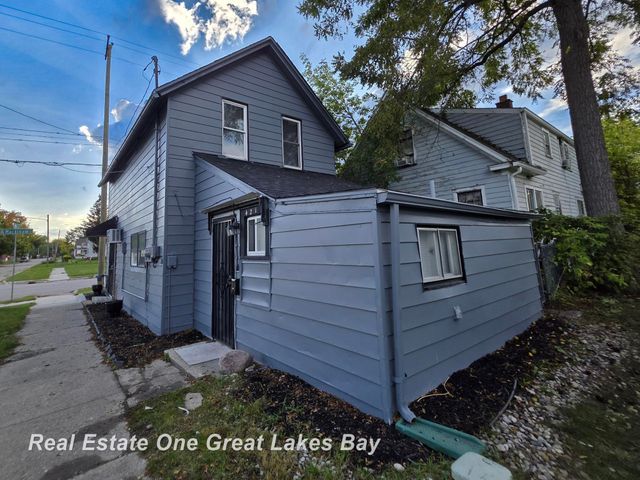 800 Mackinaw Street, Saginaw, MI 48602