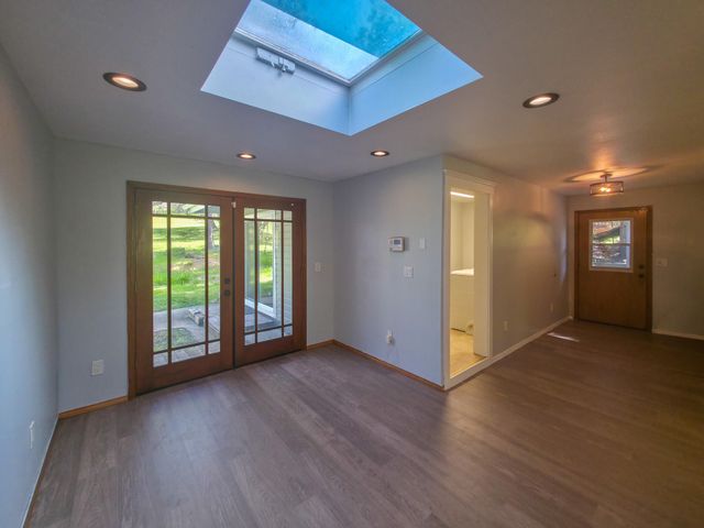 1570 Sleepy Hollow Loop, Grants Pass, OR 97527