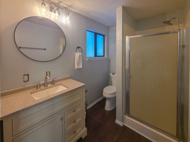 1570 Sleepy Hollow Loop, Grants Pass, OR 97527