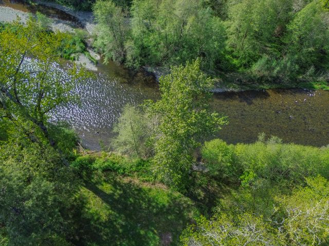 1570 Sleepy Hollow Loop, Grants Pass, OR 97527