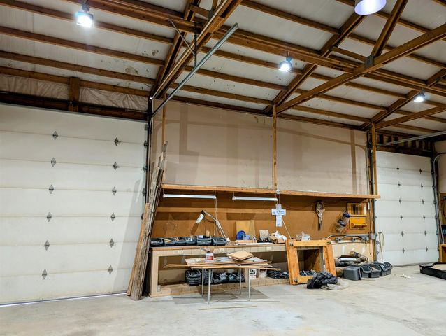 28 Enzyme Ln, Kettle Falls, WA 99141