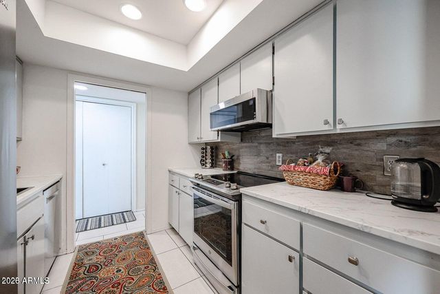 194 E Laguna Drive E, Litchfield Park, AZ 85340