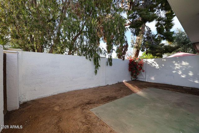 194 E Laguna Drive E, Litchfield Park, AZ 85340
