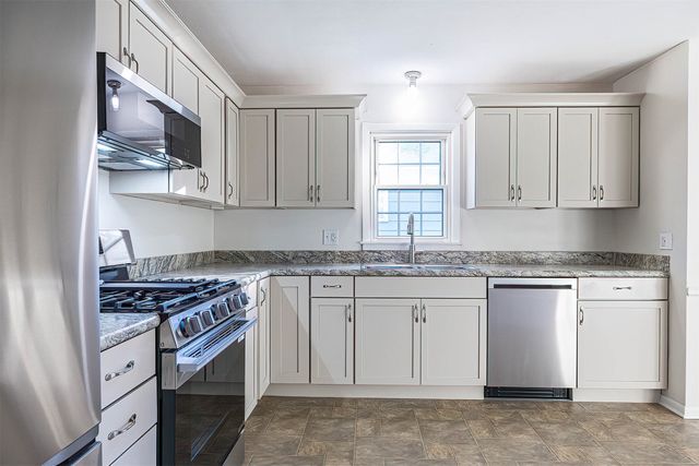 1847 W 36TH Street, Erie, PA 16508