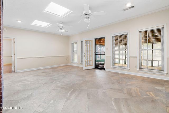 6440 Nellwood Drive, Olive Branch, MS 38654