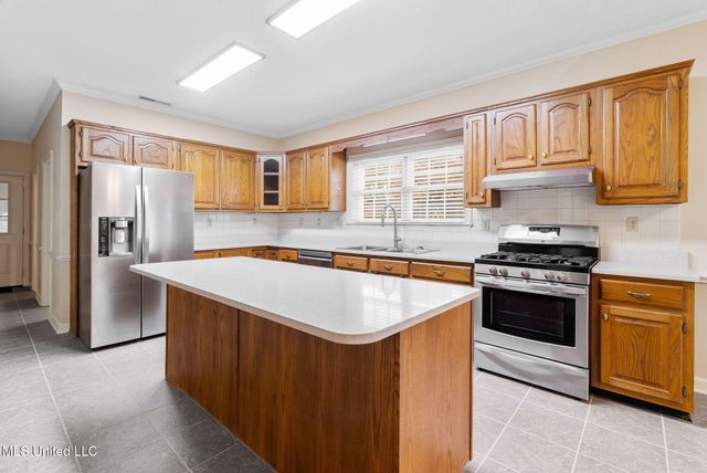 6440 Nellwood Drive, Olive Branch, MS 38654