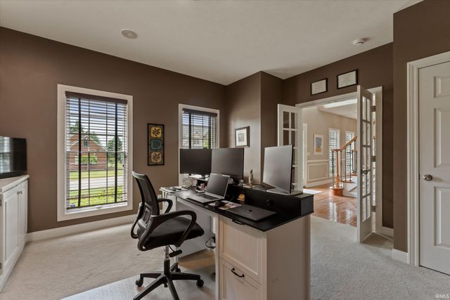 51280 Coveside Drive, Granger, IN 46530