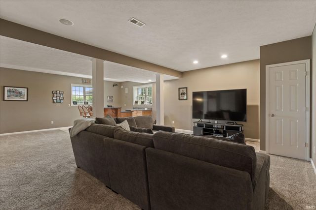 51280 Coveside Drive, Granger, IN 46530