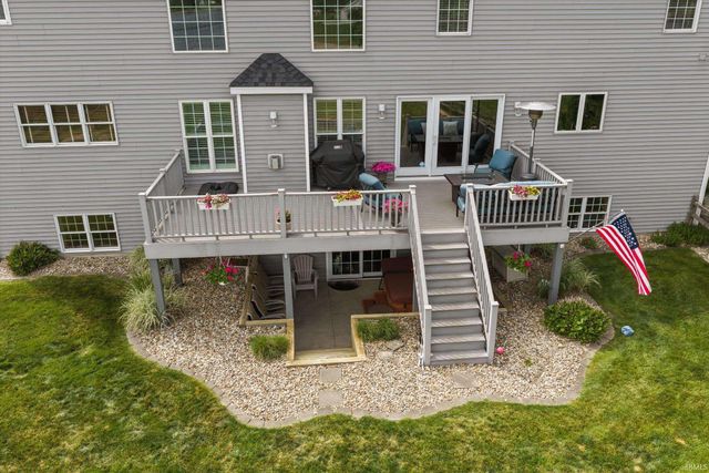 51280 Coveside Drive, Granger, IN 46530