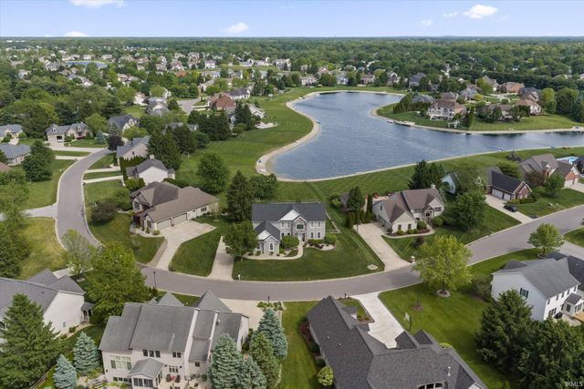 51280 Coveside Drive, Granger, IN 46530