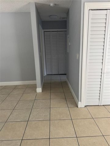 5708 N LINCOLN AVENUE C, Tampa, FL 33614