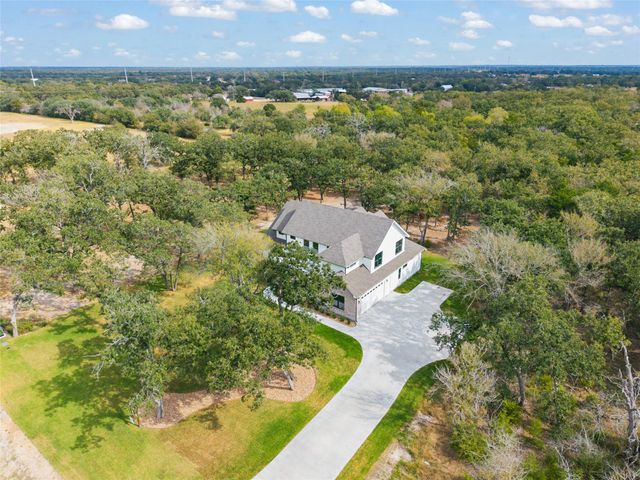 5529 Woodland Park Drive, College Station, TX 77845