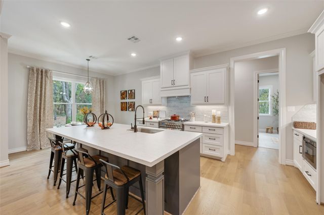 5529 Woodland Park Drive, College Station, TX 77845