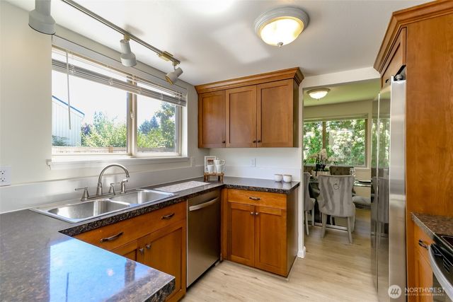 17229 160th Avenue SE, Renton, WA 98058