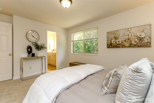 17229 160th Avenue SE, Renton, WA 98058