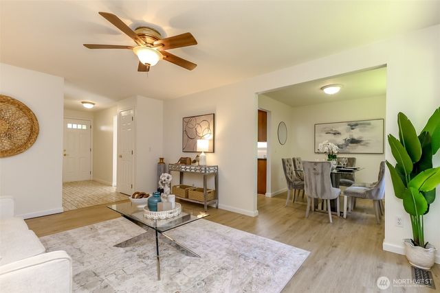 17229 160th Avenue SE, Renton, WA 98058