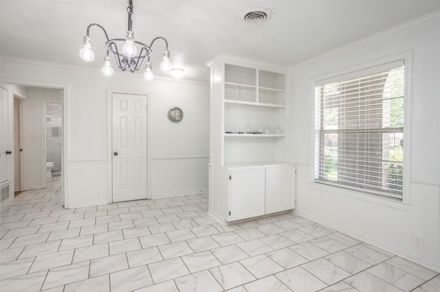 2003 Oneal Street, Gainesville, TX 76240
