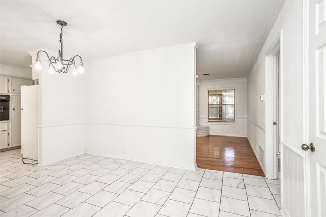 2003 Oneal Street, Gainesville, TX 76240
