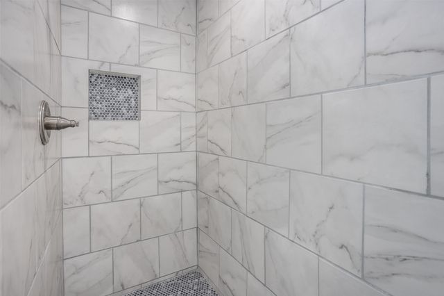 2003 Oneal Street, Gainesville, TX 76240