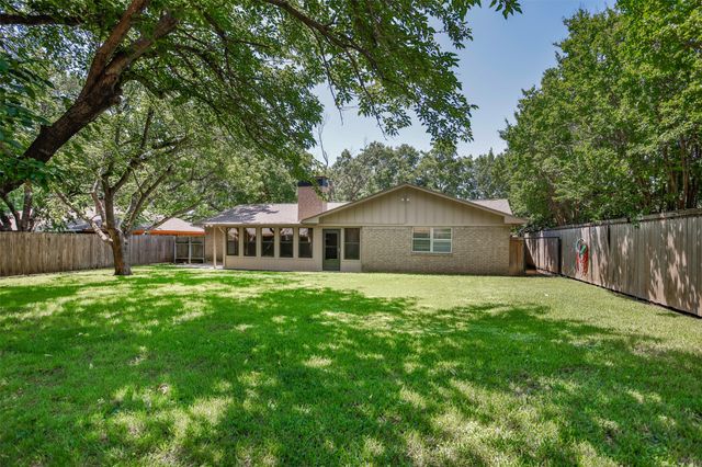 2003 Oneal Street, Gainesville, TX 76240