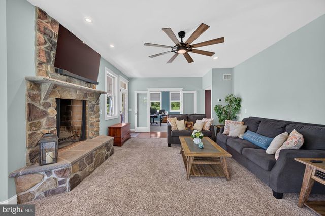 2600 WINTERS RUN RD, Joppa, MD 21085