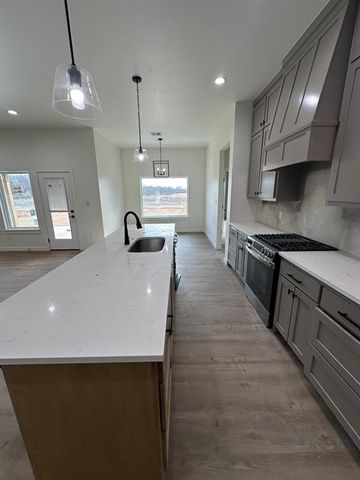 209 Outlander Way, Shawnee, OK 74804