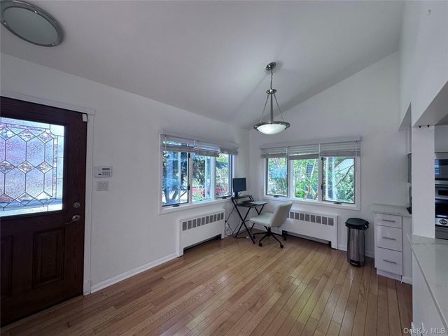 414 E Chester Street, Long Beach, NY 11561
