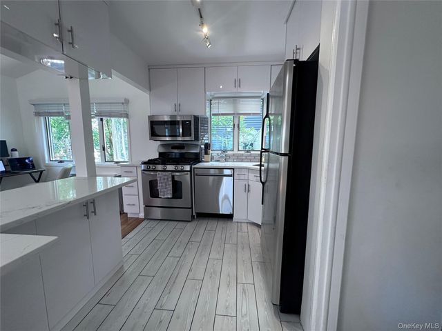 414 E Chester Street, Long Beach, NY 11561