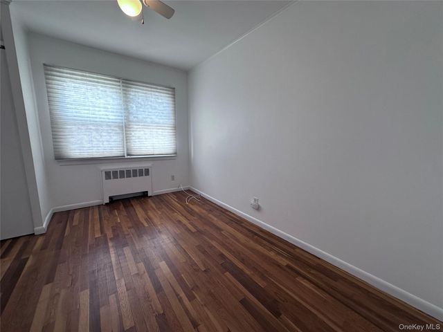 414 E Chester Street, Long Beach, NY 11561