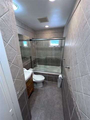 414 E Chester Street, Long Beach, NY 11561