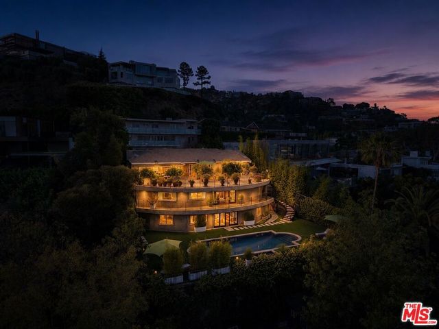 8740 W Saint Ives Drive, West Hollywood, CA 90069