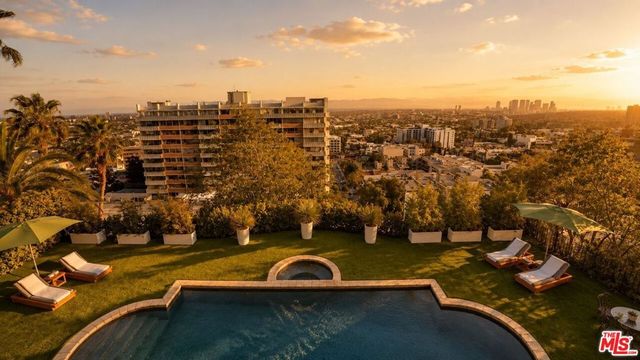 8740 W Saint Ives Drive, West Hollywood, CA 90069