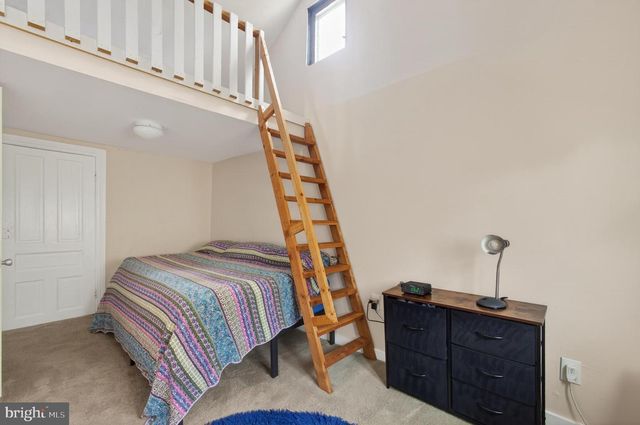 43 OAK ST, Phoenixville, PA 19460