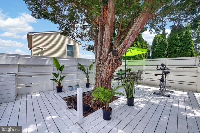 43 OAK ST, Phoenixville, PA 19460