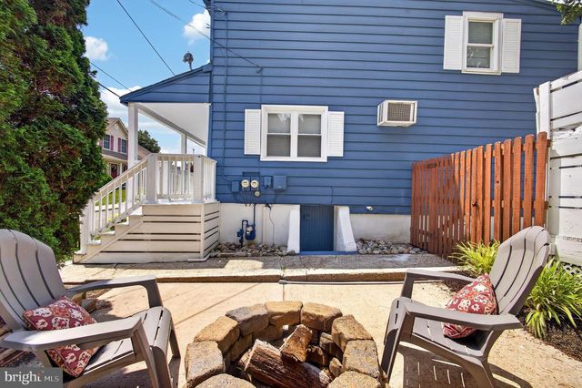 43 OAK ST, Phoenixville, PA 19460
