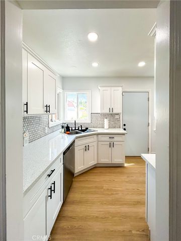 2719 N Lugo, San Bernardino, CA 92404