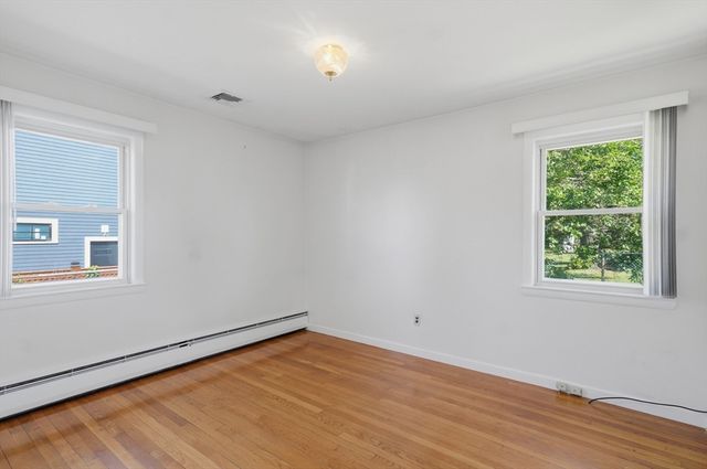 7 Dewey Avenue, Woburn, MA 01801