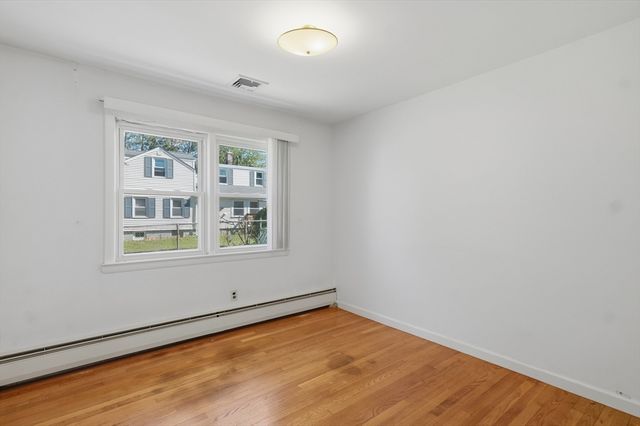 7 Dewey Avenue, Woburn, MA 01801